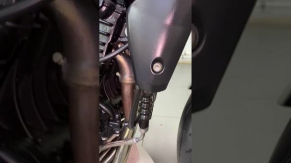 TRIUMPH SPEED TRIPLE 2009 г. Белый 38500 пробег