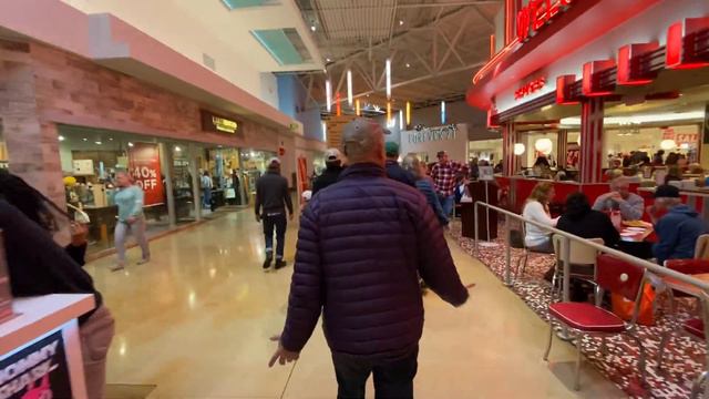 Epic death march through Opry Hills Mall to find Mission BBQ... смотреть онлайн