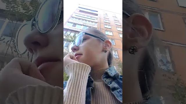 мы гуляем в троём смотреть онлайн