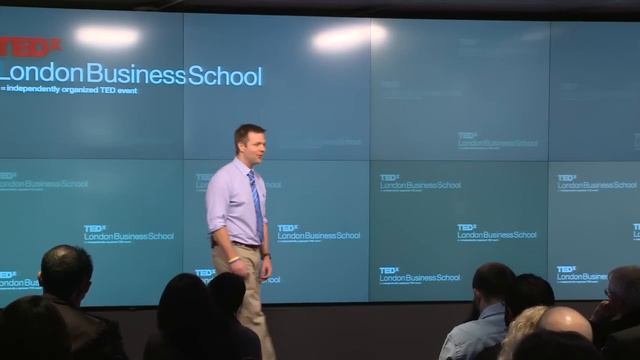 TEDxLondonBusinessSchool 2012 - Riley Senft - Running against cancer смотреть онлайн