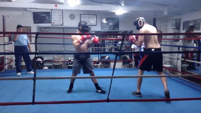 Oscar Hernandez and Angel Barajas sparring Rd 1 смотреть онлайн