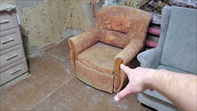 Нашёл почти новое кресло. Животные довольны смотреть онлайн