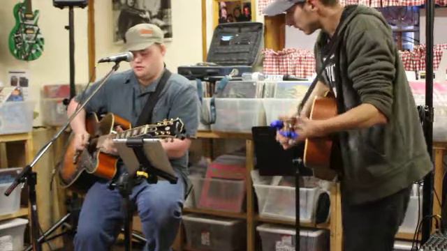 Learning to Fly cover by Taylor Caspersen-Kemp Lake Music Cafe Jam Sunday Nov 22nd 2015 смотреть онлайн