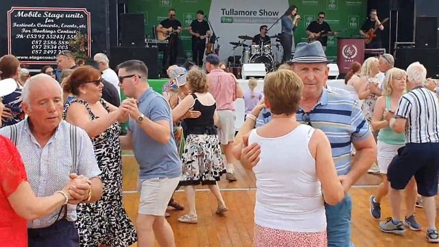 Olivia Douglas at the Tullamore Show Sunday 14th August 2022 смотреть онлайн