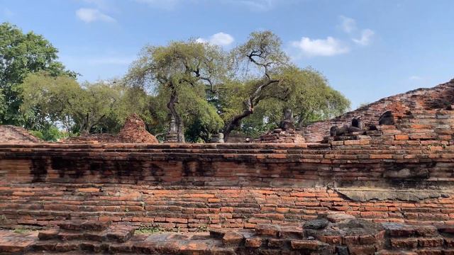 Wat Phra Ram - Ayutthaya Historical Park - Khmer Style Temple วัดพระราม