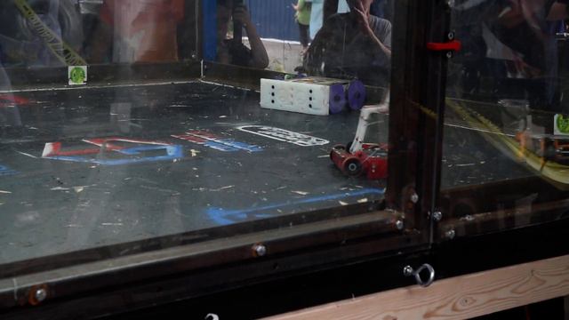 Half Life vs Bar Code смотреть онлайн