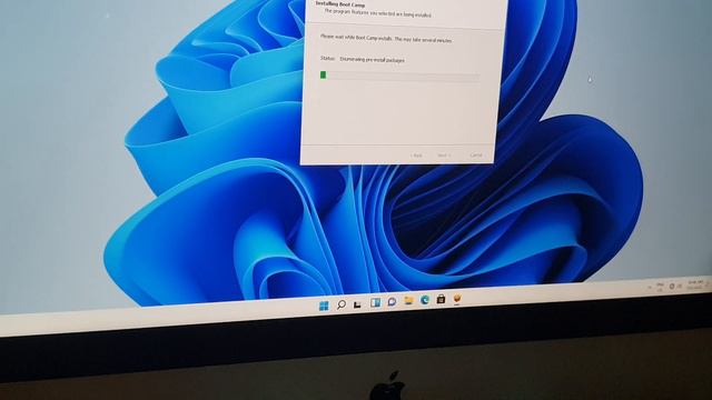 Installing Windows 11 on A Late 2013 iMAC (PT.4) смотреть онлайн