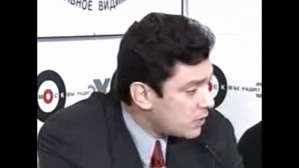 Немцов запрещает акции протеста и призывает голосовать за Путина.