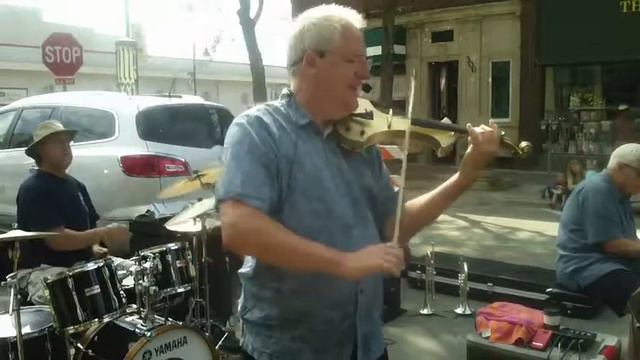 Devil Went Down To Georgia - The Bill Martin Group смотреть онлайн