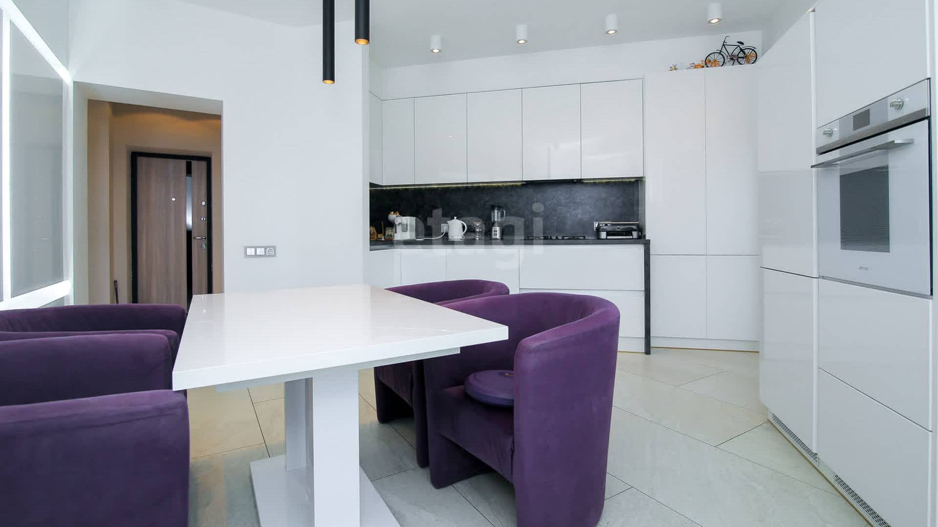 Обзор 4-х комнатной квартиры на ул. Весенняя смотреть онлайн