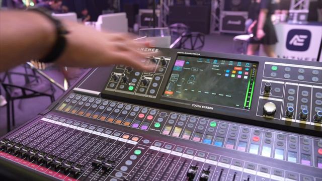 Light +Audio Tec 2024. Микшер Vauriella на стенде Anzhee смотреть онлайн
