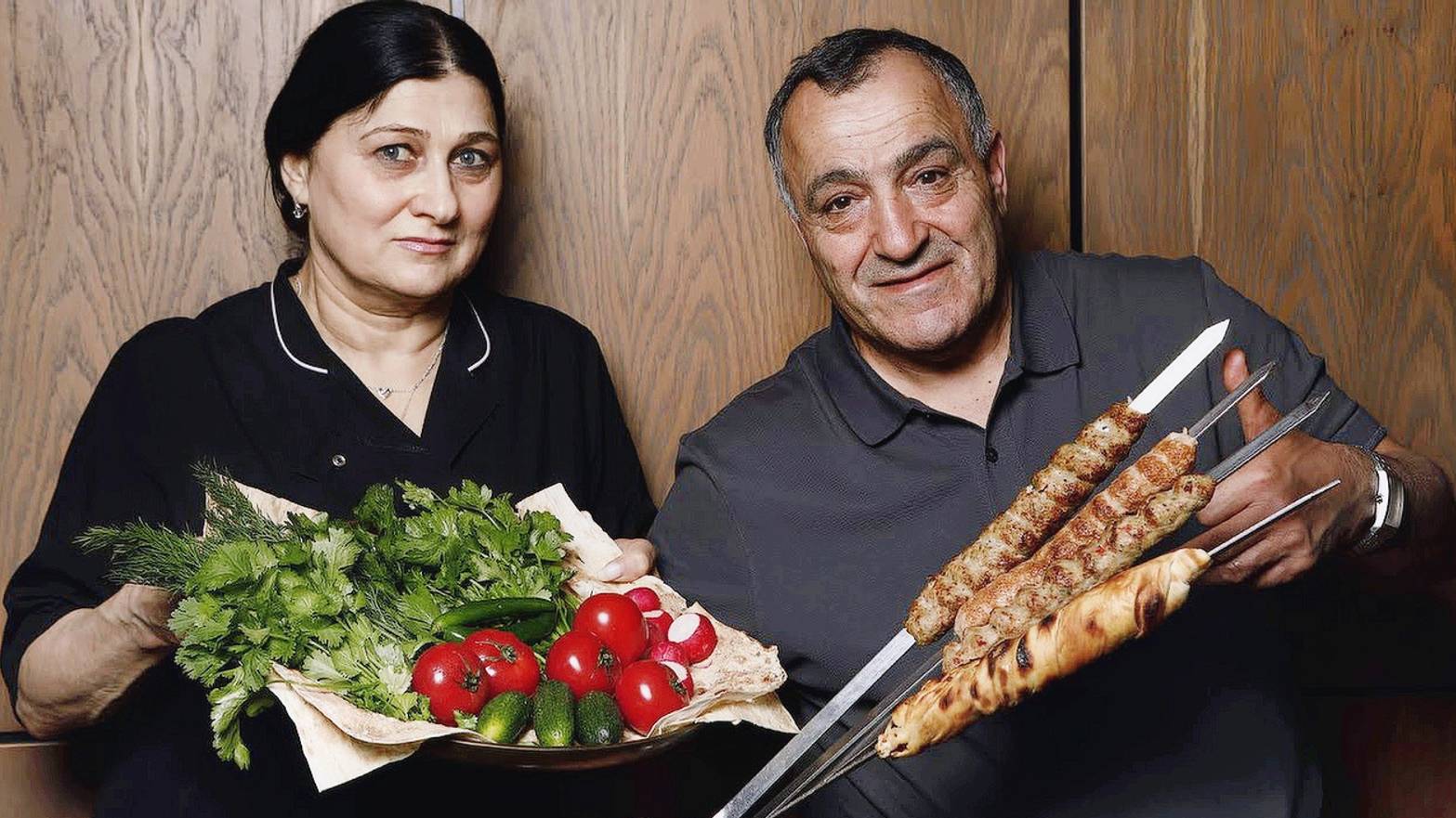 Сочные люля-кебабы от Жоржа в ресторанах Джонджоли. Мои рецепты люля-кебабов в грузинском ресторане смотреть онлайн