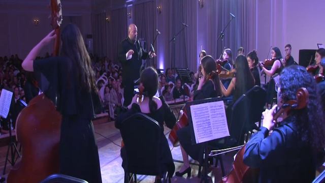 "Before France" E. Grieg - Aus Holberg Zeit, TCHCHO, cond. David Marukhian смотреть онлайн