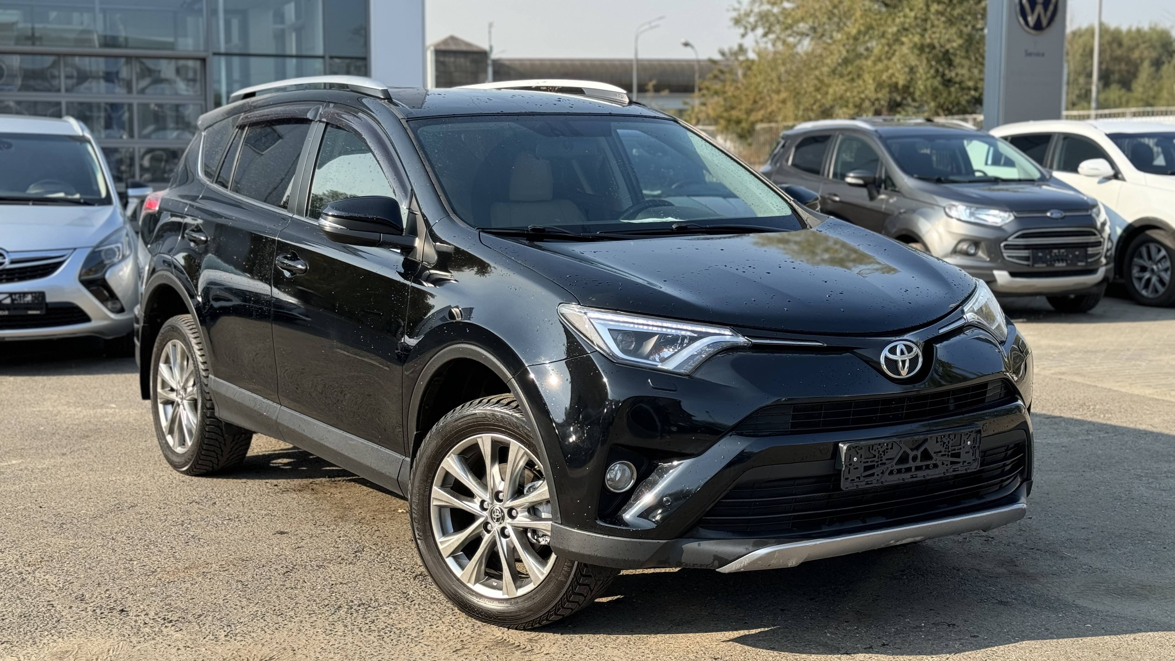 Toyota RAV4 смотреть онлайн