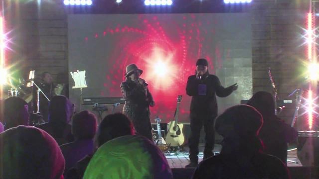 Эйиэхэ эрэ толорор Анна, Петр Охлопоковтар