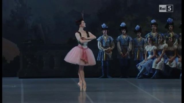 Raymonda - III Act - Raymonda's Variation - Novikova смотреть онлайн