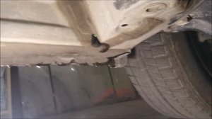 #toyota залил мовиль в пороги для предотвращения от коррозии. Тойота Эсквайр.