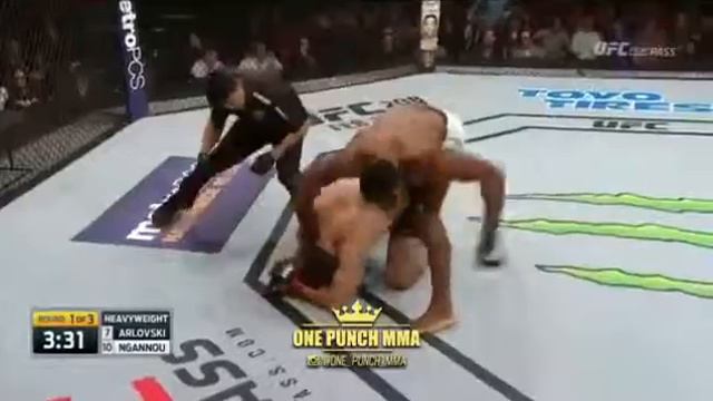 Francis Ngannou смотреть онлайн