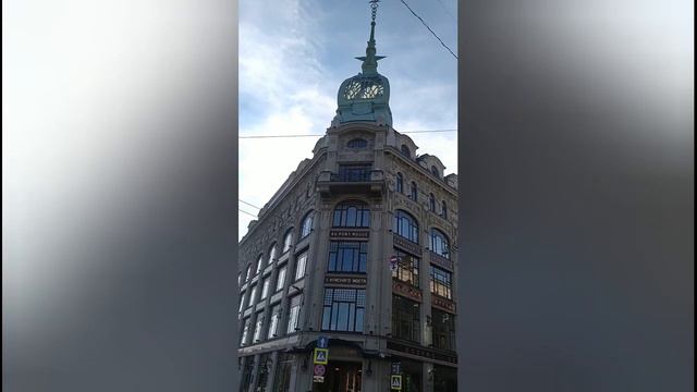 Цветные мосты - Зелёный, Красный, Синий смотреть онлайн