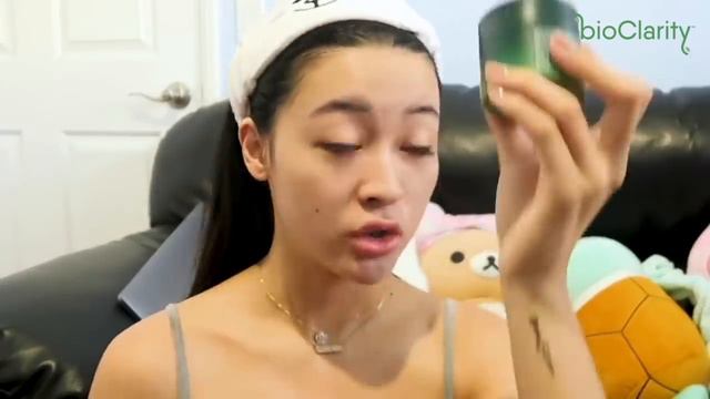 Emily Ghoul reviews bioClarity смотреть онлайн