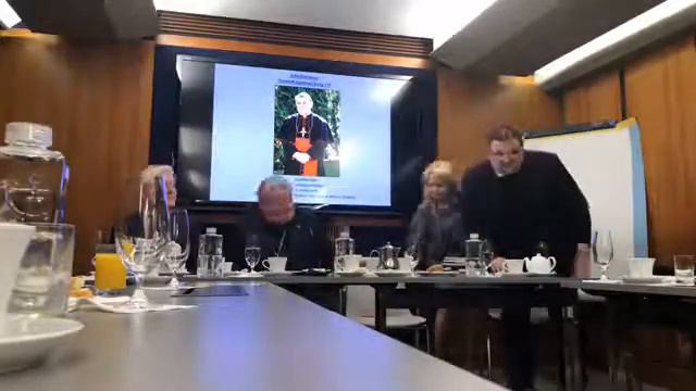 24.01.2019 Snídaně s N with Kardinal Dominik Duka @ Hotel Aria смотреть онлайн