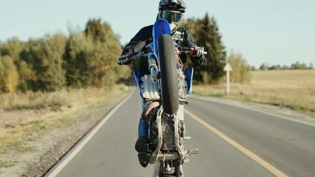 Творческий проект с Yamaha WR450f Supermoto на Sony FX3 | Бэкстейдж смотреть онлайн