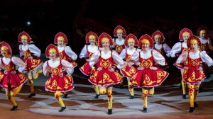 танец КАЛИНКА на арене цирка