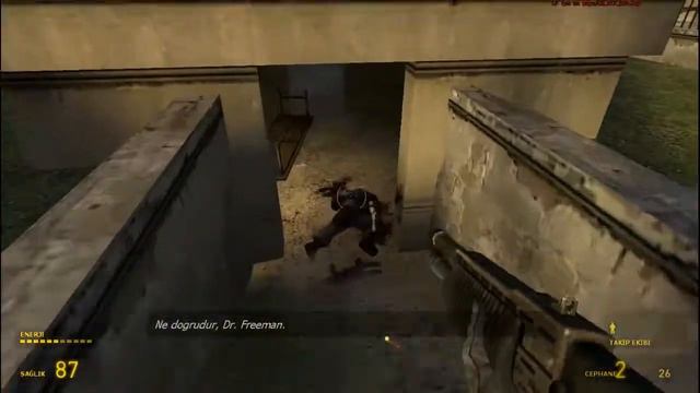 Half Life 2 Walktrough - 21. Bölüm Tuhaf Sesler Çıkararak Sniper'dan Kaçma смотреть онлайн