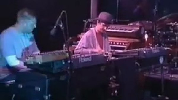 Zero 7 - In The Waiting Line (Live)