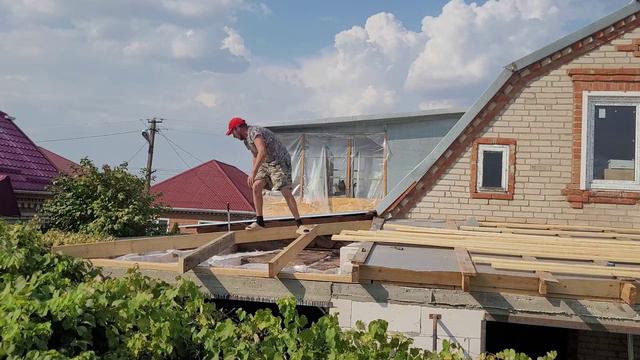 УРА ХОРОШИЕ НОВОСТИ СКОРО БУДЕТ ГАЗ ПРИШЕЛ ПРОФЛИСТ БУДУ ЗАКРЫВАТЬ КРЫШУ смотреть онлайн