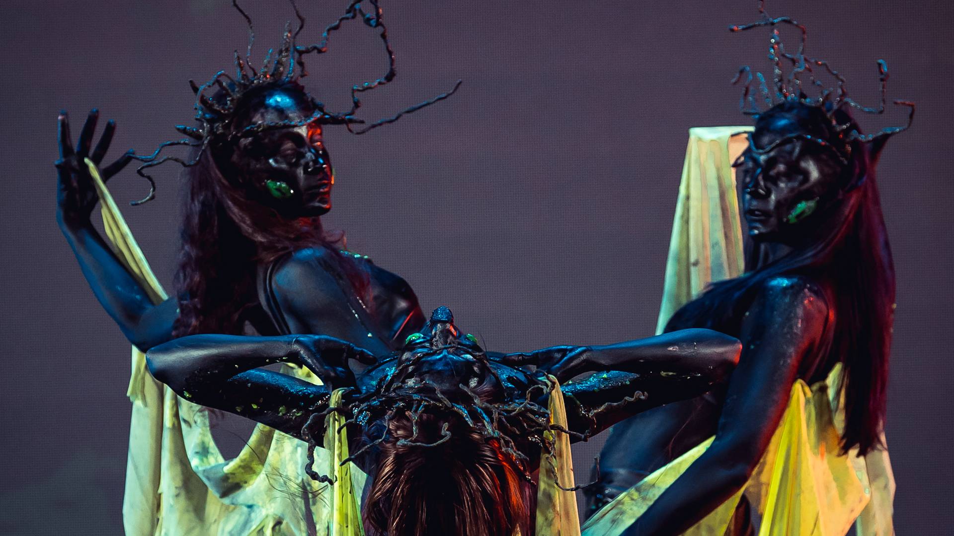 09-Metamorphosis-2022-HorrorDanceTheatre