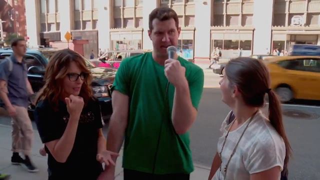 Billy On The Street - S04E01 - Billy Helps Tina Fey Find a Friend смотреть онлайн