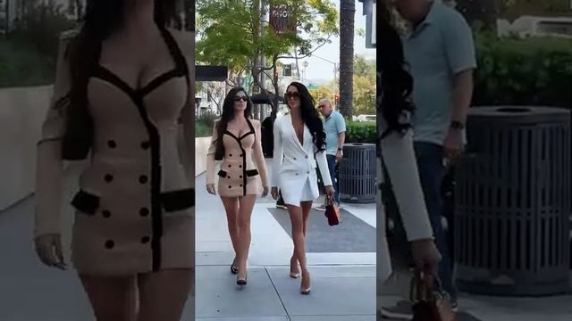 2 Elegant models in fancy outfits for the weekend #fashion #style #outfit #shorts #Girl #Fyp #Sexy смотреть онлайн
