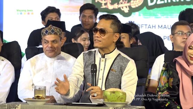 Cak Percil Cs Ngaji Bareng Gus Miftah Lucu Poll !! Nggarap Slentem Nganti Ketekek смотреть онлайн