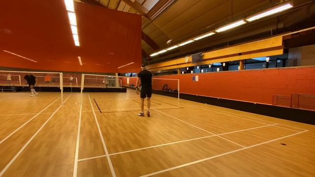 2/10 - Sanketh VS Markus (1/4) смотреть онлайн