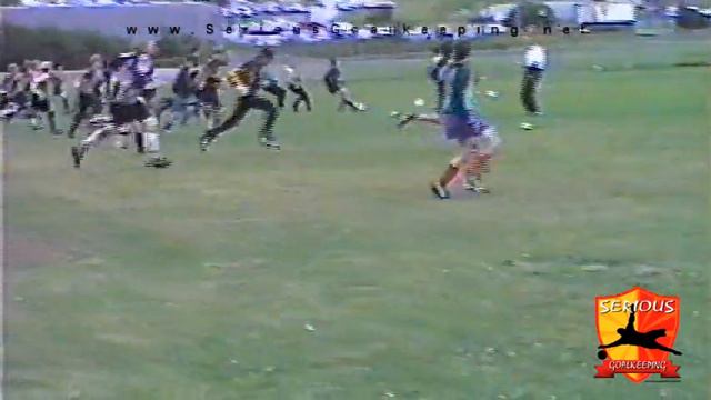 Goalkeeper Training with Dick Howard - www.SeriousGoalkeeping.net смотреть онлайн