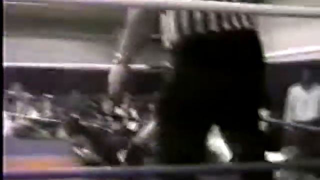 CWF: Larry Destiny vs Skull Ganz смотреть онлайн