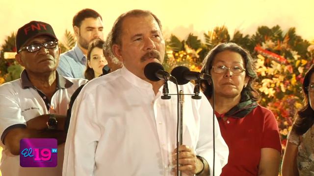 Comandante Daniel preside acto en homenaje a Tomás y al Día de los Trabajadores смотреть онлайн