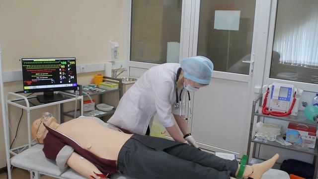 Экстренная медицинская помощь. ОКС 2 + СЛР смотреть онлайн