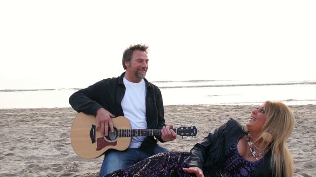Sylvia Smit & John Do - STRALEN смотреть онлайн