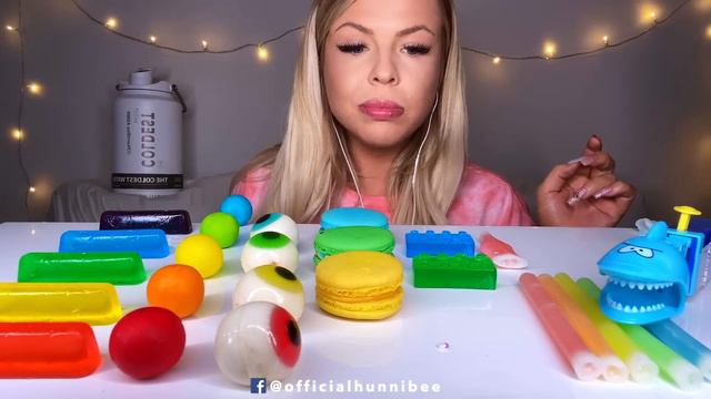 ASMR *RAINBOW FOOD* JELLY NOODLES, NIK-L NIP WAX STICK, EYEBALL JELLY, LEGO, SOUR CANDY MUKBANG 먹방 смотреть онлайн