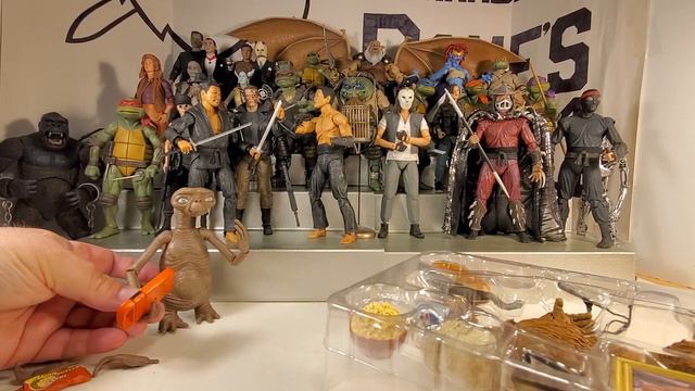 Ultimate E.T. / ALF Ultimate Action Figure - Back Half of April Video Series part 12 - NECA Toys смотреть онлайн