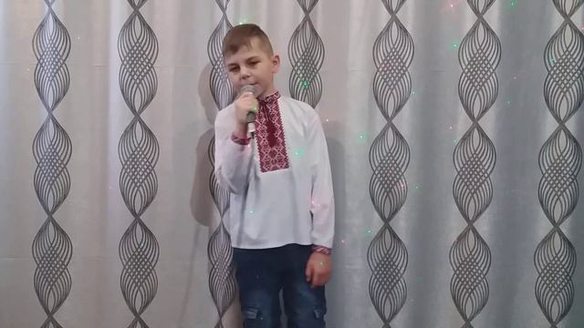 Лазар Юрій Естрадний вокал ,,Сяюча Зірка Різдва-2022" смотреть онлайн