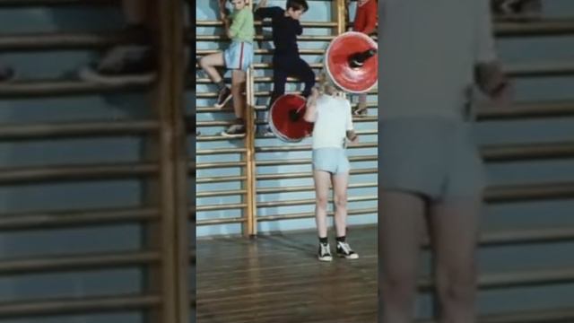 За наше счастливое детство «Приключение Электроника» 1979 смотреть онлайн