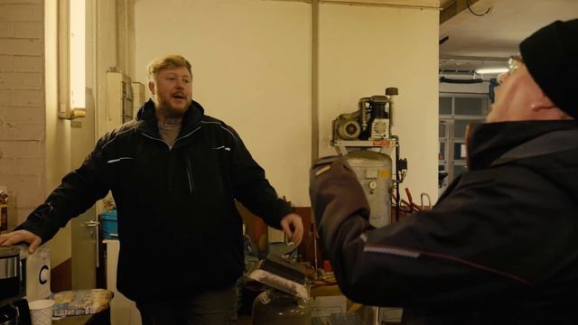 Kann man Glühwein in der Kaffeemaschine machen ? | Die Pfuscher | Folge 8 смотреть онлайн