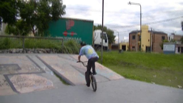 BMX- Fede Chavez X Agustin Ferrero 5 tardes смотреть онлайн