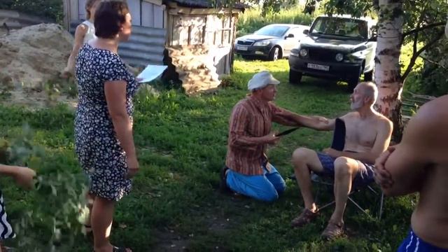 Почему так в деревне пчелы жужжат ..,, смотреть онлайн