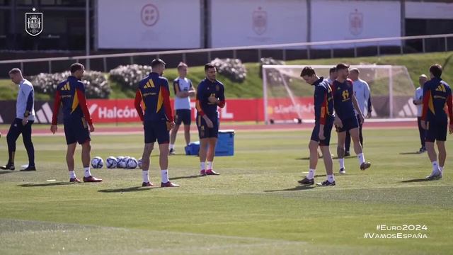 Сборная Испании - упражнение с высокой интенсивностью смотреть онлайн