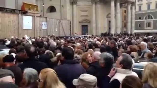L'ultimo saluto a Mariangela Melato смотреть онлайн