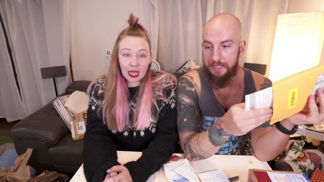 Package Opening LiveStream! смотреть онлайн